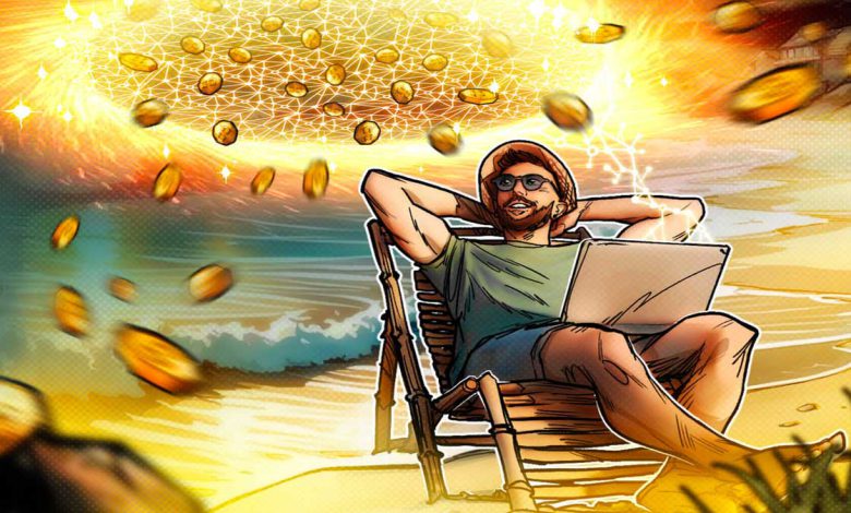 چگونه بدون ریسک بلوکه شدن، درآمد ارزی خود را ذخیره و نقد کنیم؟